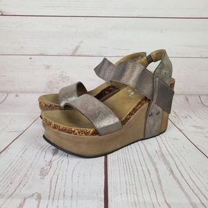 Crown vintage platform wedges 6